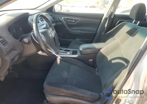 2015 Nissan Altima 2.5 из США, поврежденный, VIN 1N4AL3APXFC486354